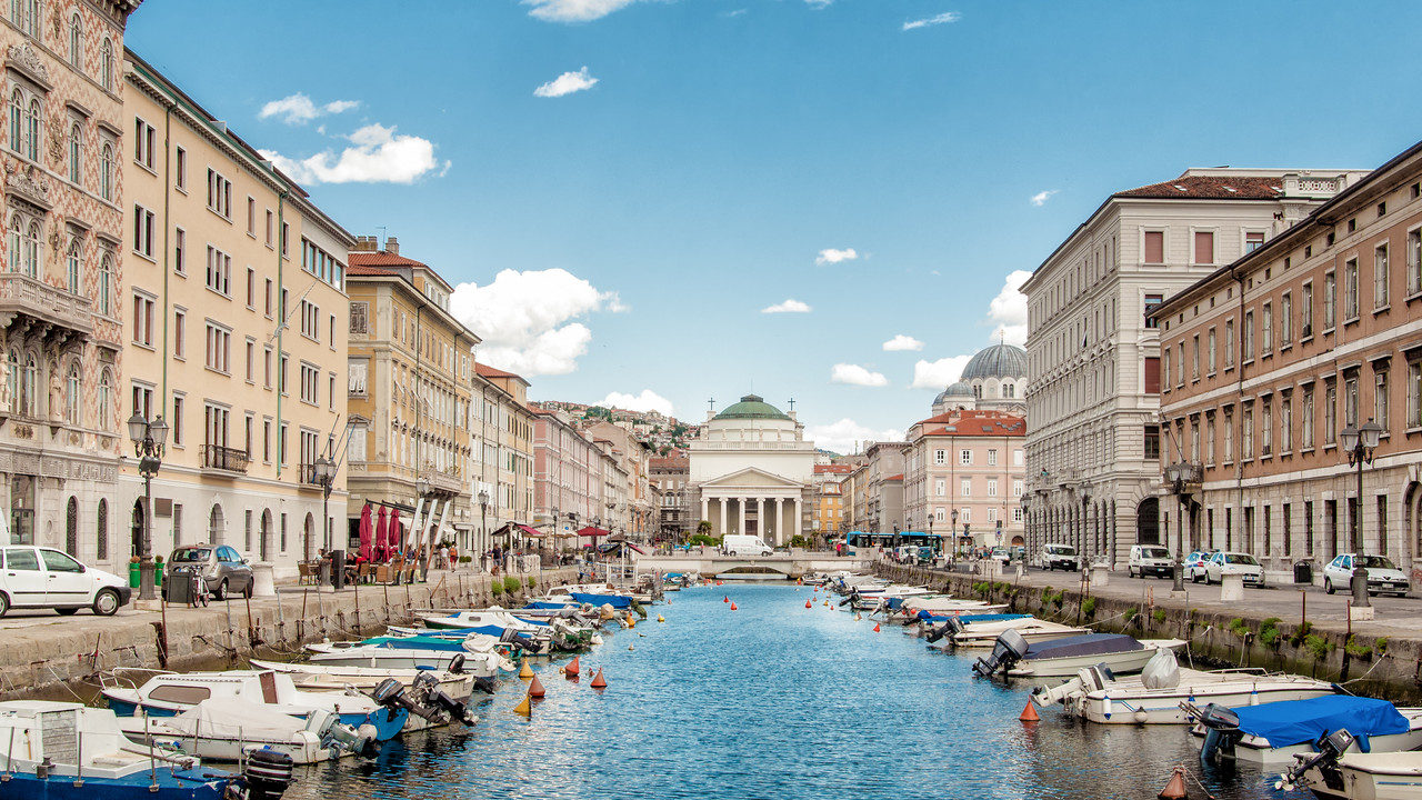 Generacije pamte ove scene: Vozovi puni Jugoslovena hrlili su u grad iz snova