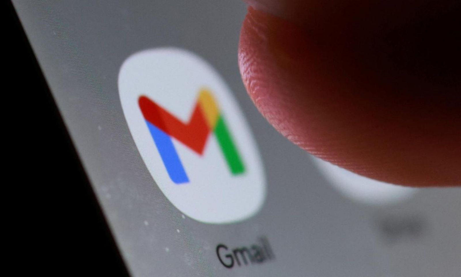 Gmail od 2027. ukida popularnu opciju: Milioni korisnika moraće da promijene način slanja mejlova