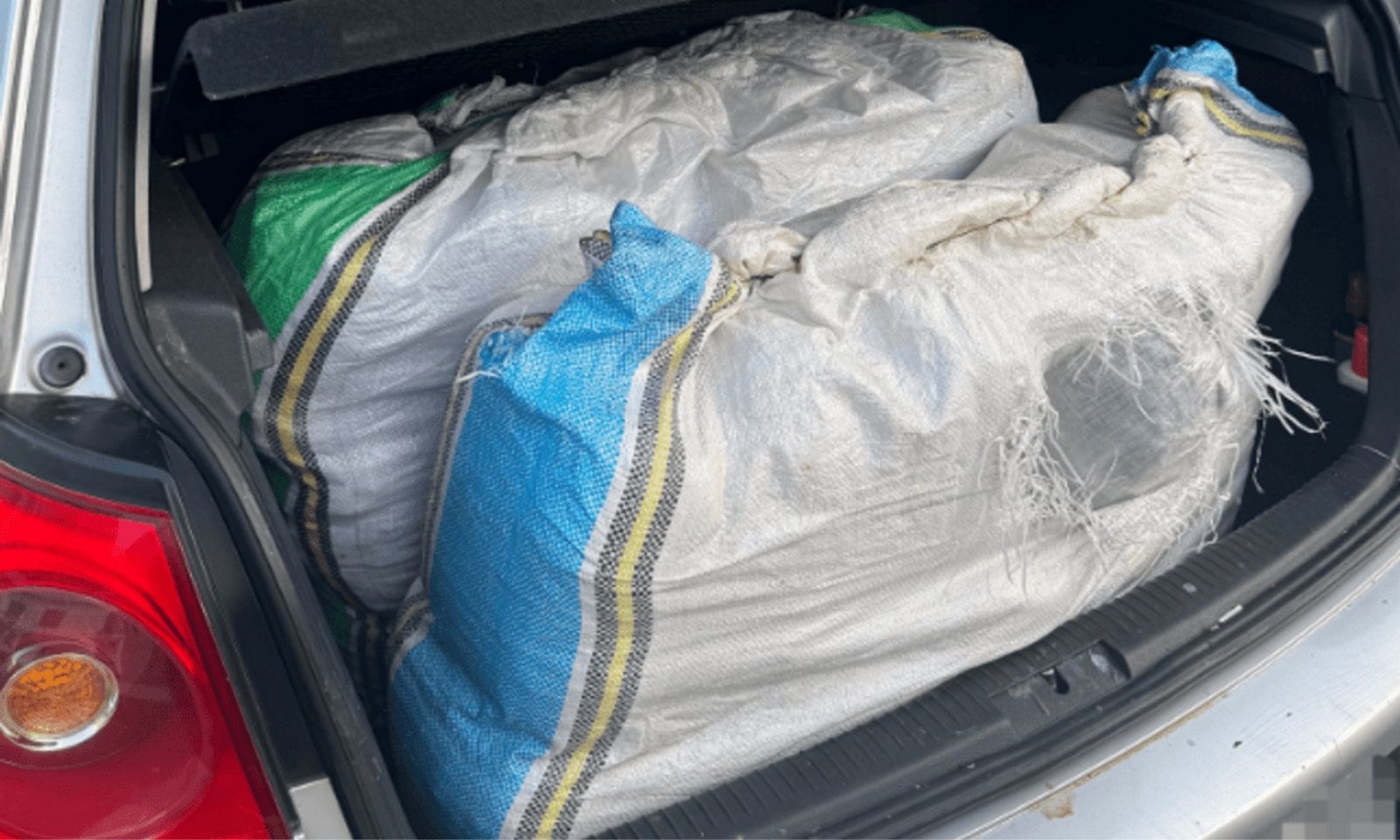 U „golfu“ pronađeno 38 kilograma marihuane: Policija uhapsila 37-godišnjaka