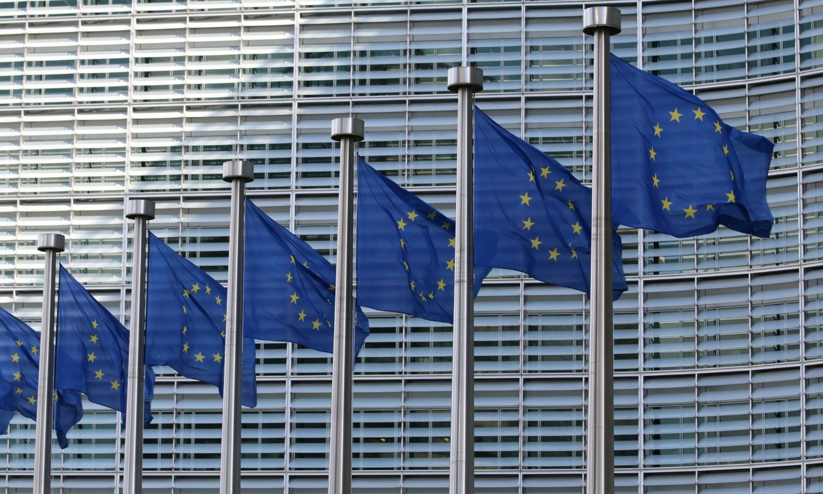 EU mijenja pravila javnih nabavki: Evropske firme mogle bi dobiti veću prednost