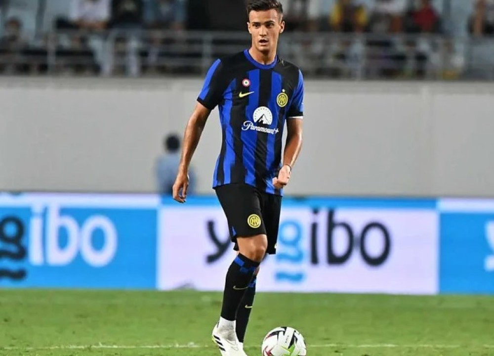Nerazuri čuvaju srpskog igrača: Zašto je Inter odbio 40 miliona za Stankovića?
