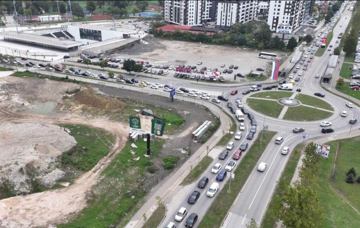 Saobraćajna revolucija ili saobraćajni kolaps? Sve više kružnih tokova u Banjaluci, a sve veće gužve