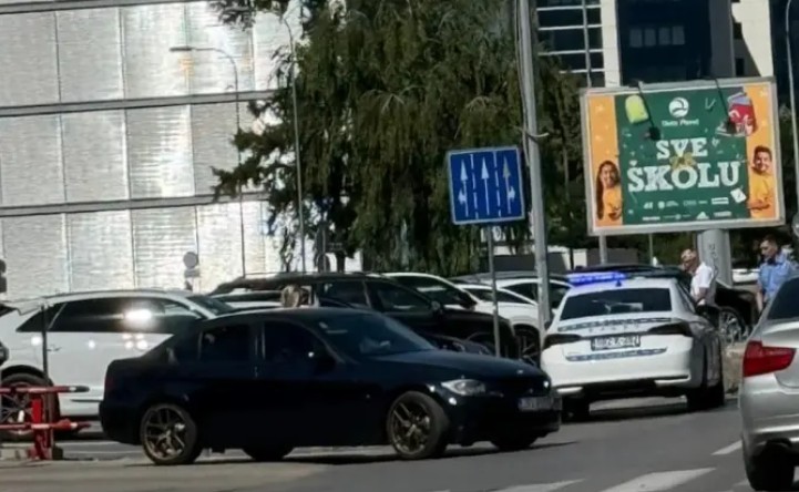 Saobraćajka u Banjaluci kod hotela „Bosna“: Stvorile se ogromne gužve
