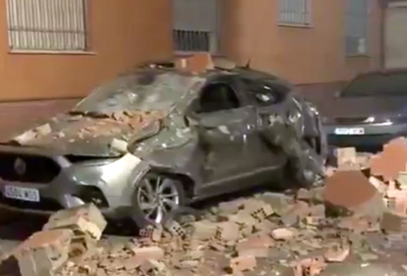 Snažan zemljotres pogodio Granadu: Oštećene kuće i automobili, proglašeno vanredno stanje