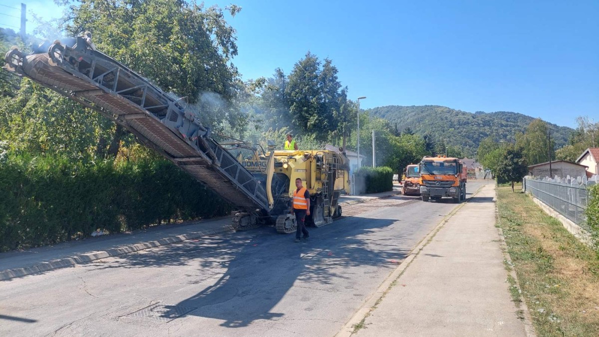 Radovi u Banjaluci: Sanacija Ulice Braće Jugovića i apel vozačima na dodatni oprez