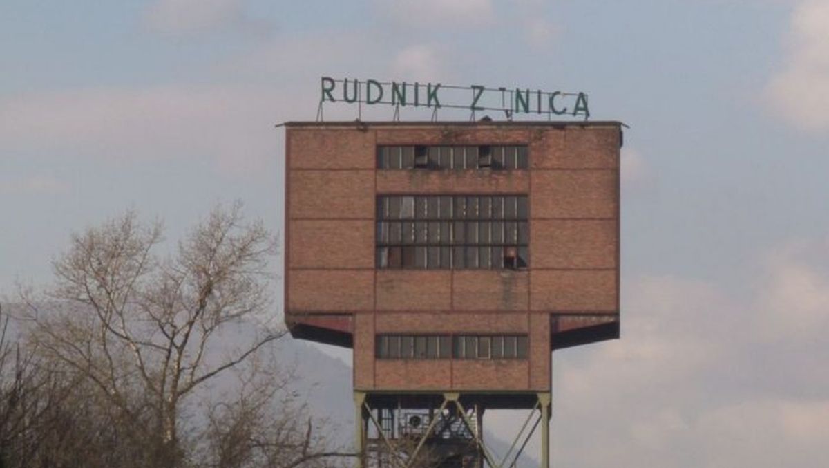 Zenički rudari i dalje u jami: Traže pismenu potvrdu da će dobiti plate