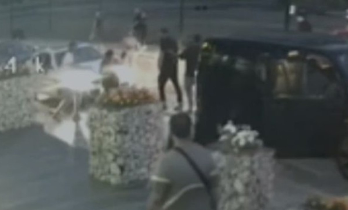 Strahota u BiH! Nasinik pretukao ženu i njenu kćerku zbog spora u saobraćaju FOTO