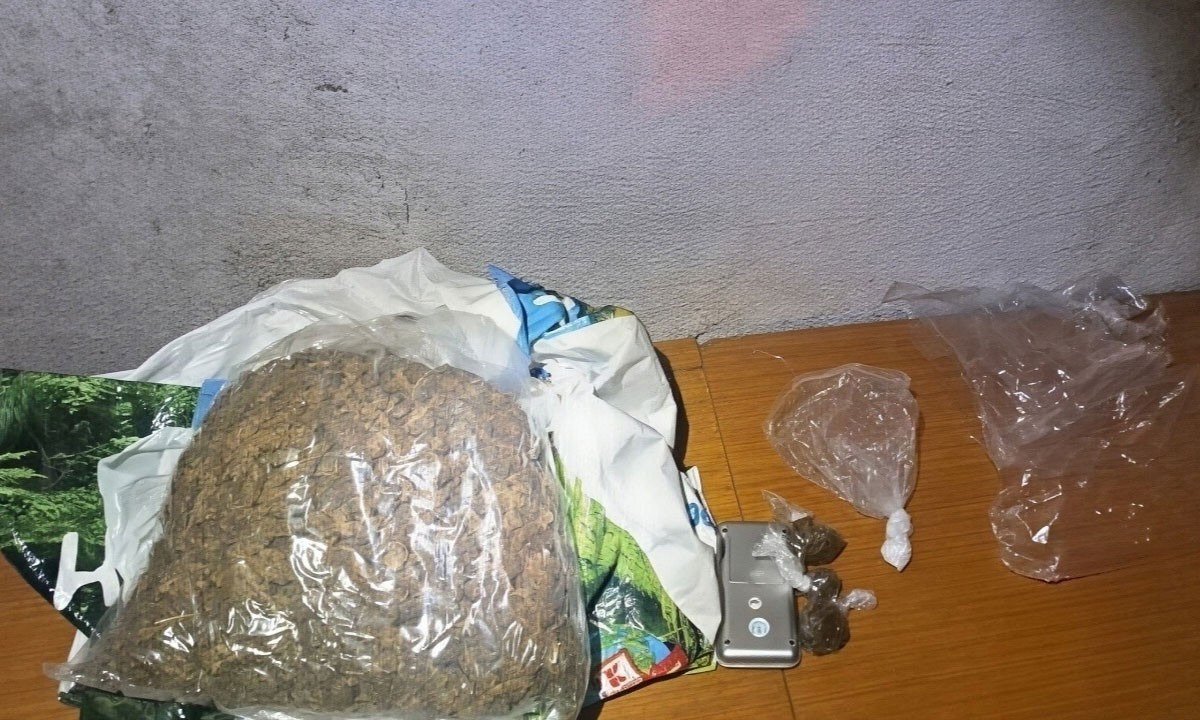 Krah uličnih dilera u akciji „Kaciga“: Pogledajte šta je sve policija pronašla skriveno