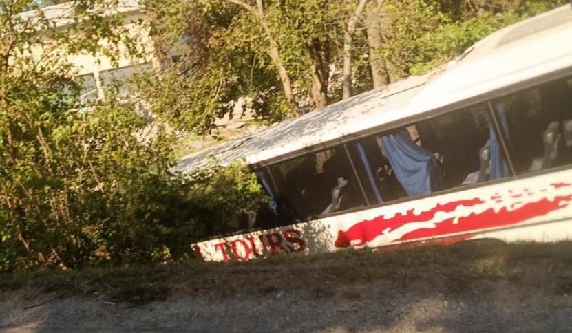 Sudar automobila i autobusa: Ovo su detalji teške nesreće kod Prnjavora