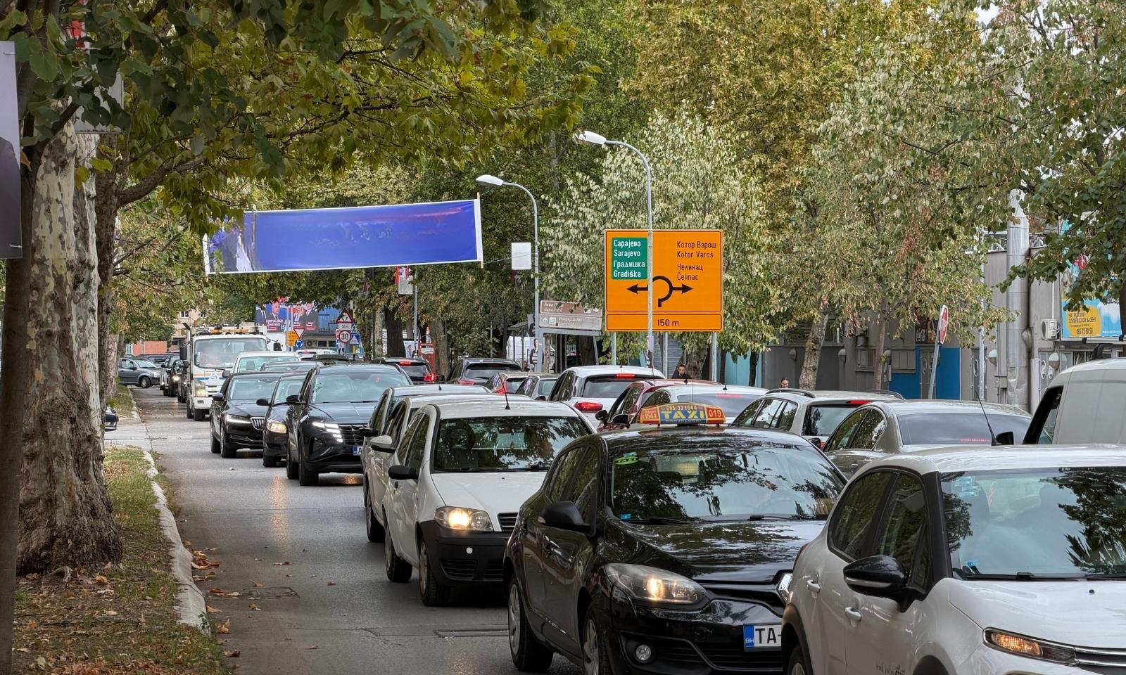 U Banjaluci gužva od jutra do mraka: Ni oko podne nema predaha FOTO