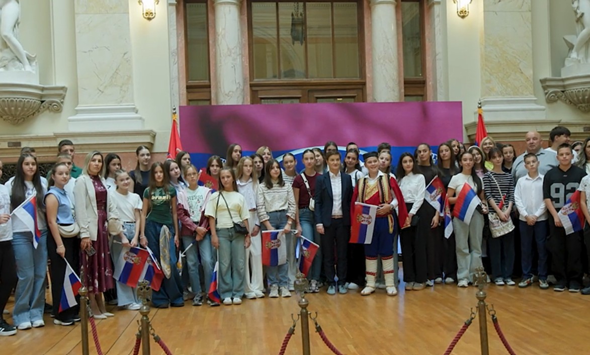 Poseban doček u Beogradu: Brnabićeva primila djecu iz Srpske