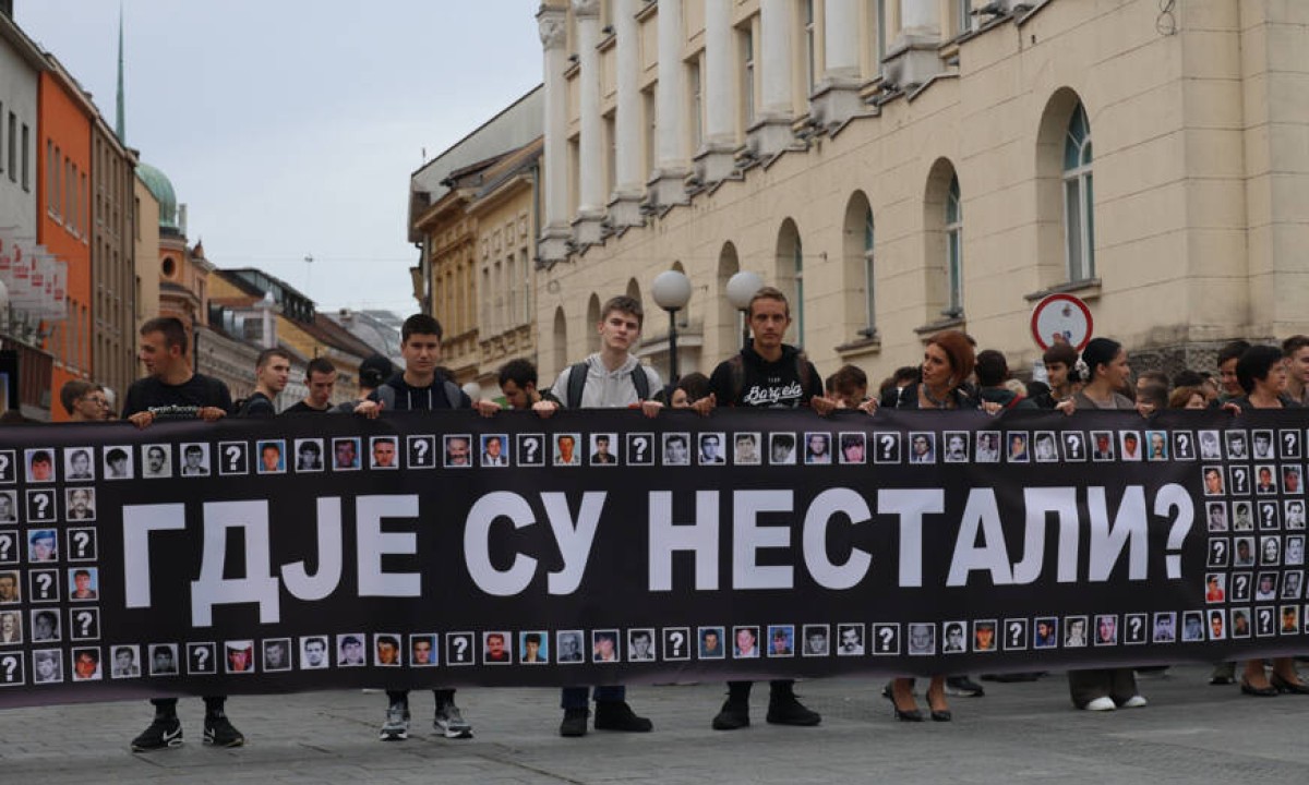 Burno u banjalučkim školama:  Đaci saznali za šetnju tek ujutro, roditelji pobjesnili