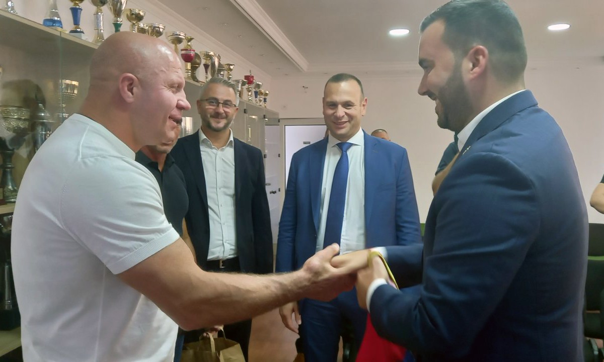 Ruski borac posjetio banjalučki Borac: Evo kakvu je poruku uputio fudbalerima