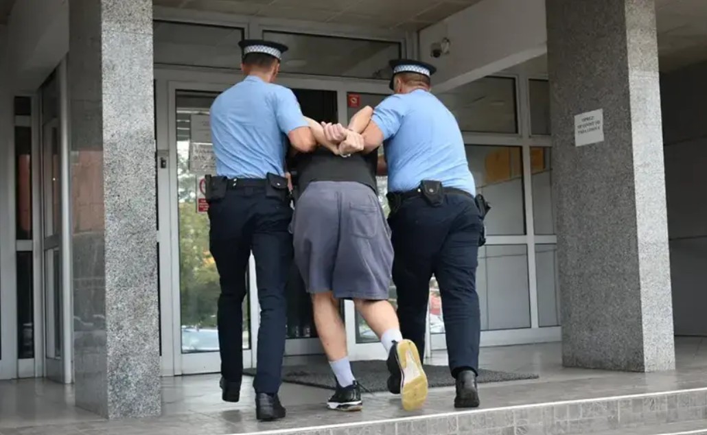 Strahota u Gradišci: Zbog obljube dvije maloljetnice uhapšeno pet muškaraca!