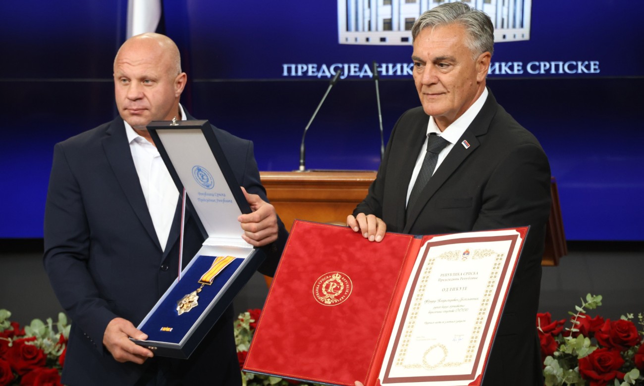 Karan uručio ruskom borcu Orden časti sa zlatnim zracima: Iskreni prijatelj Srpske