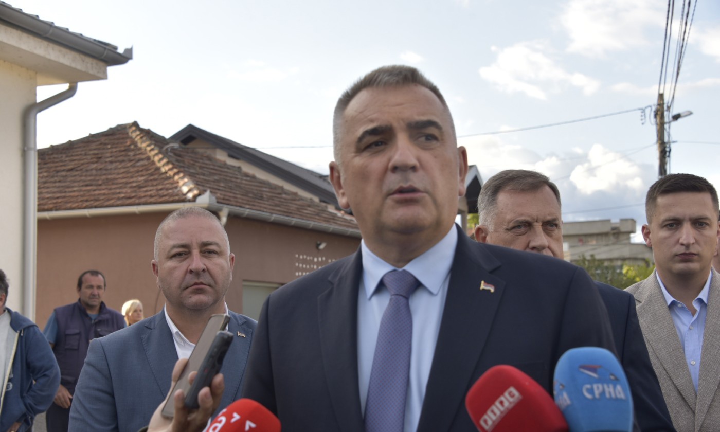 Rekonstruisan Stari Prijedorski put: Minić u Dragočaju poručio da se nastoje riješiti mnogi problemi građana