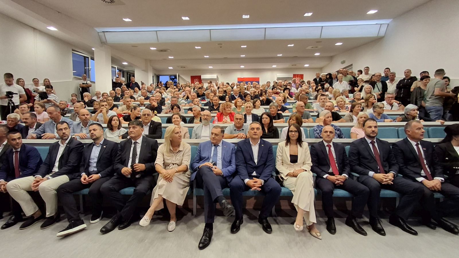 SNSD u Novom Gradu: Dodik poručio da je cilj srpska nacionalna država
