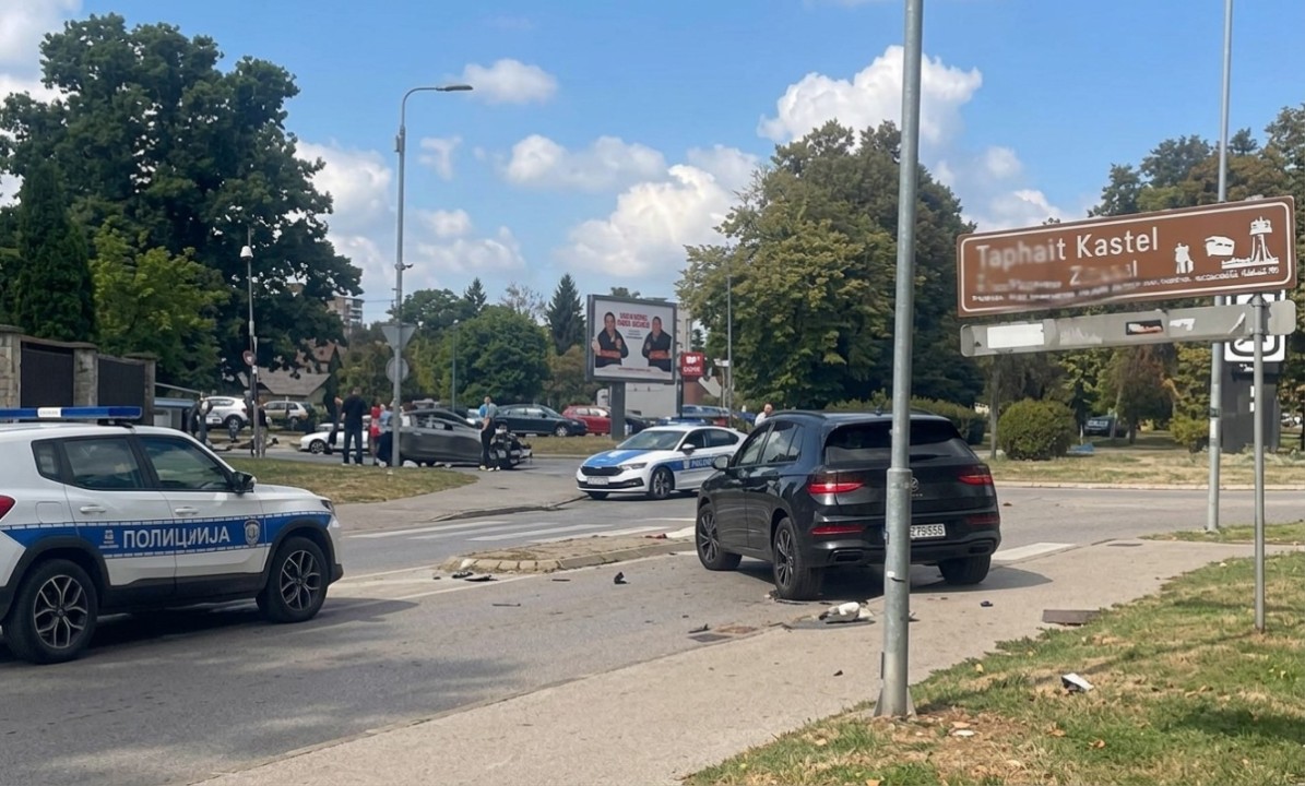 Detalji udesa kod Gradskog mosta: Vozaču ispao mobilni telefon, pa udario djevojčicu FOTO/VIDEO