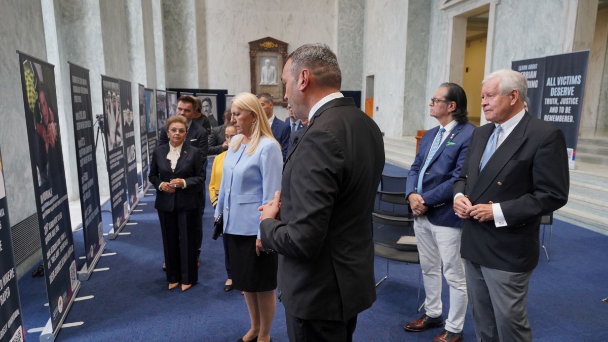 Izložba u Vašingtonu: Svjedočanstva o srpskim žrtvama pred američkim kongresmenima FOTO