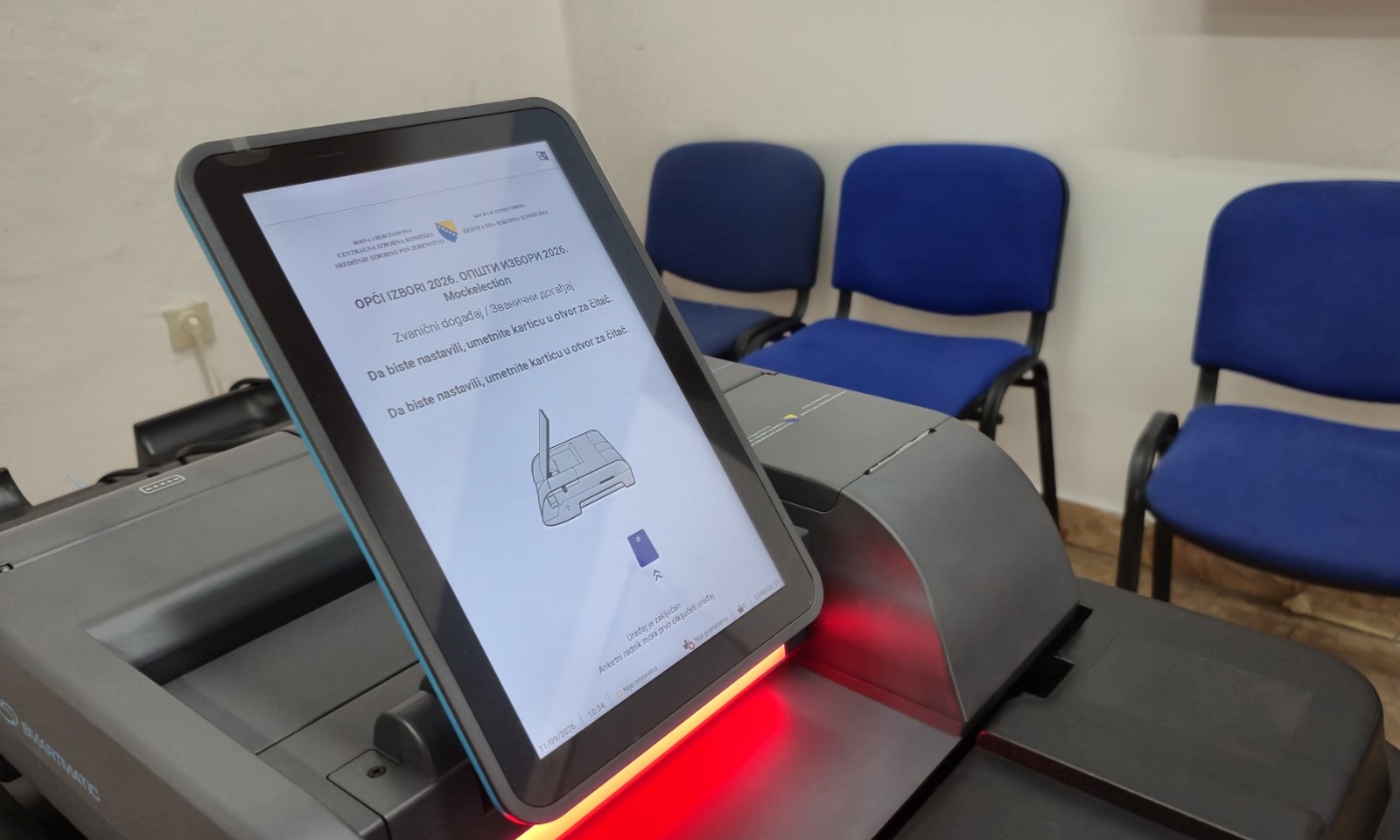 CIK tvrdio jedno, test pokazao drugo: Biračima za glasanje može trebati i do četiri minuta
