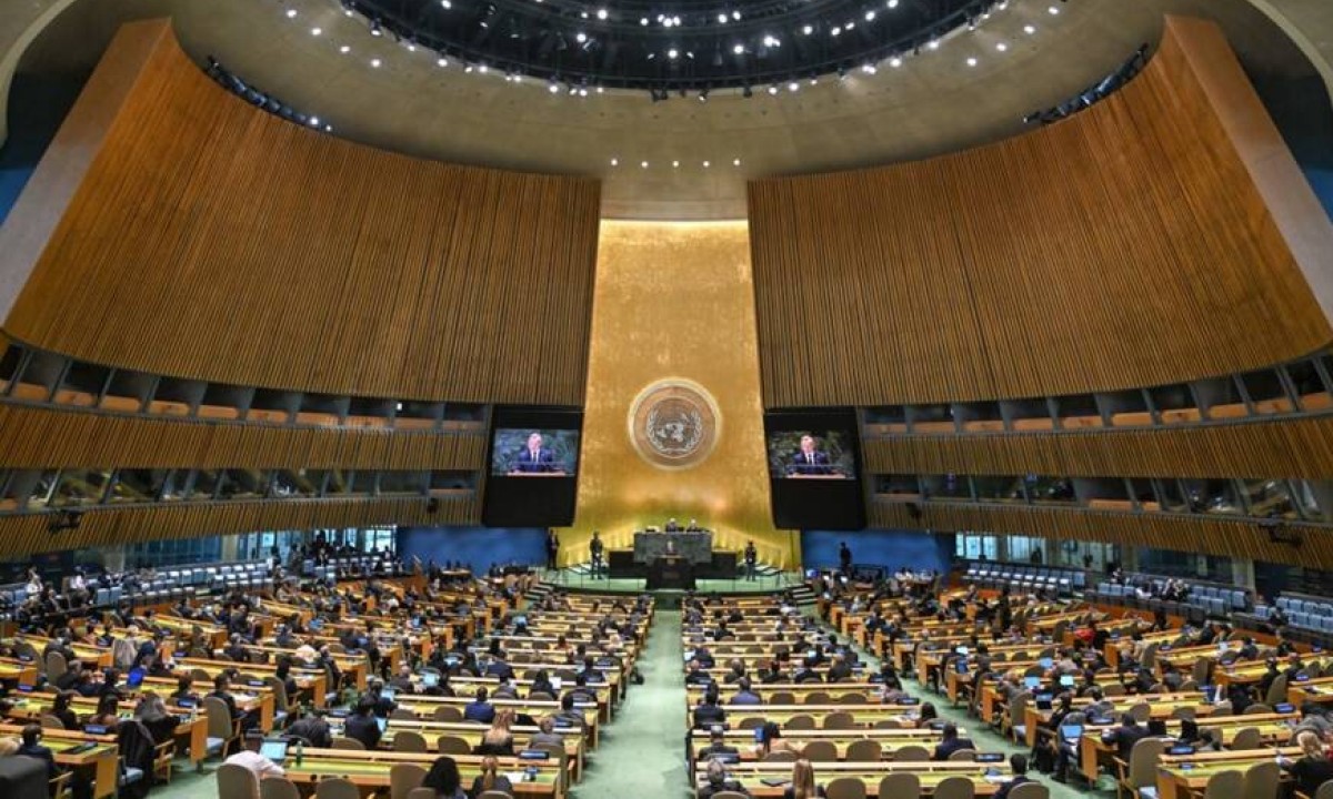 Da li je AI izmakla kontroli? UN traži hitne kočnice za razvoj vještačke inteligencije