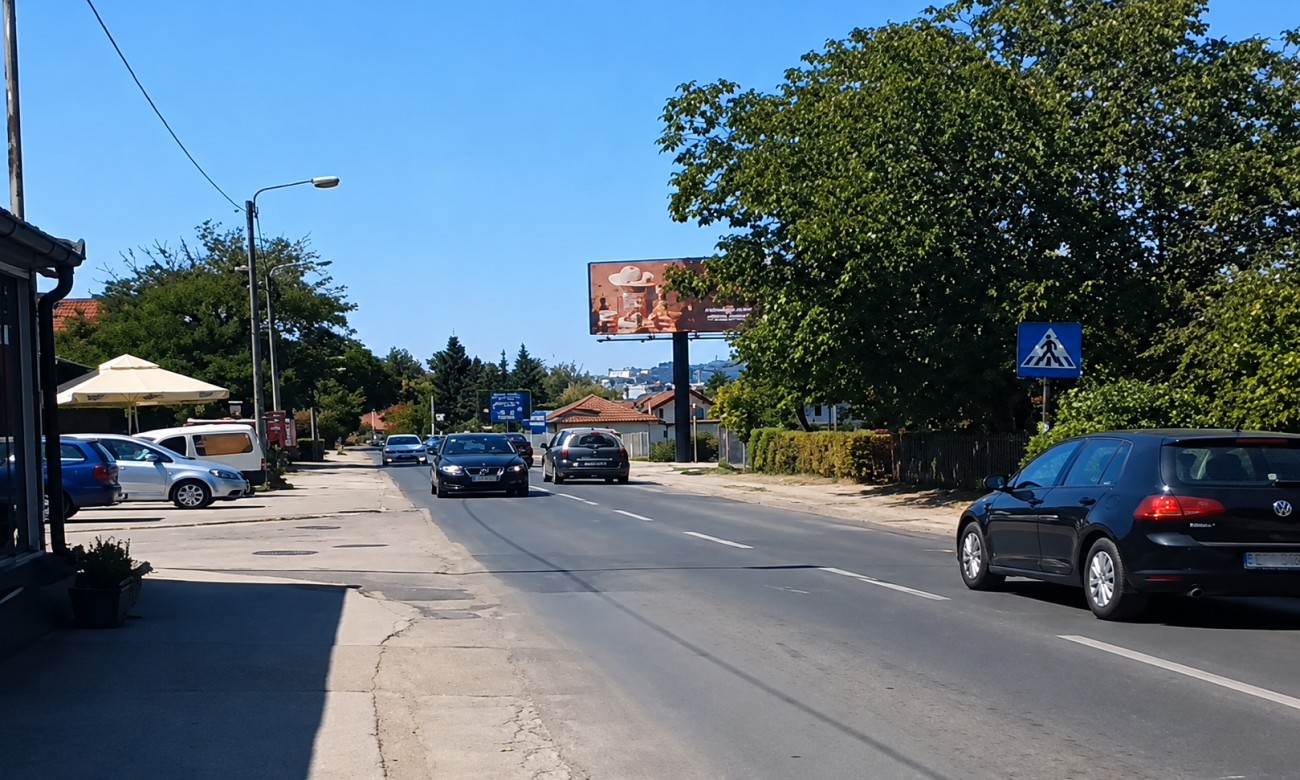 Počela škola, bezbjednog prelaza nema: Roditelji iz Ade ponovo digli glas FOTO/VIDEO