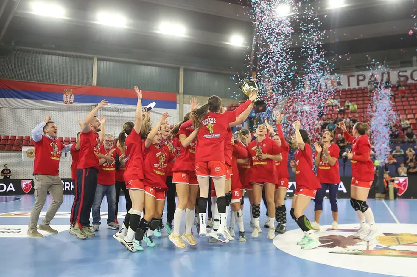 Poslije Partizana i Crvena zvezda osvojila Superkup!