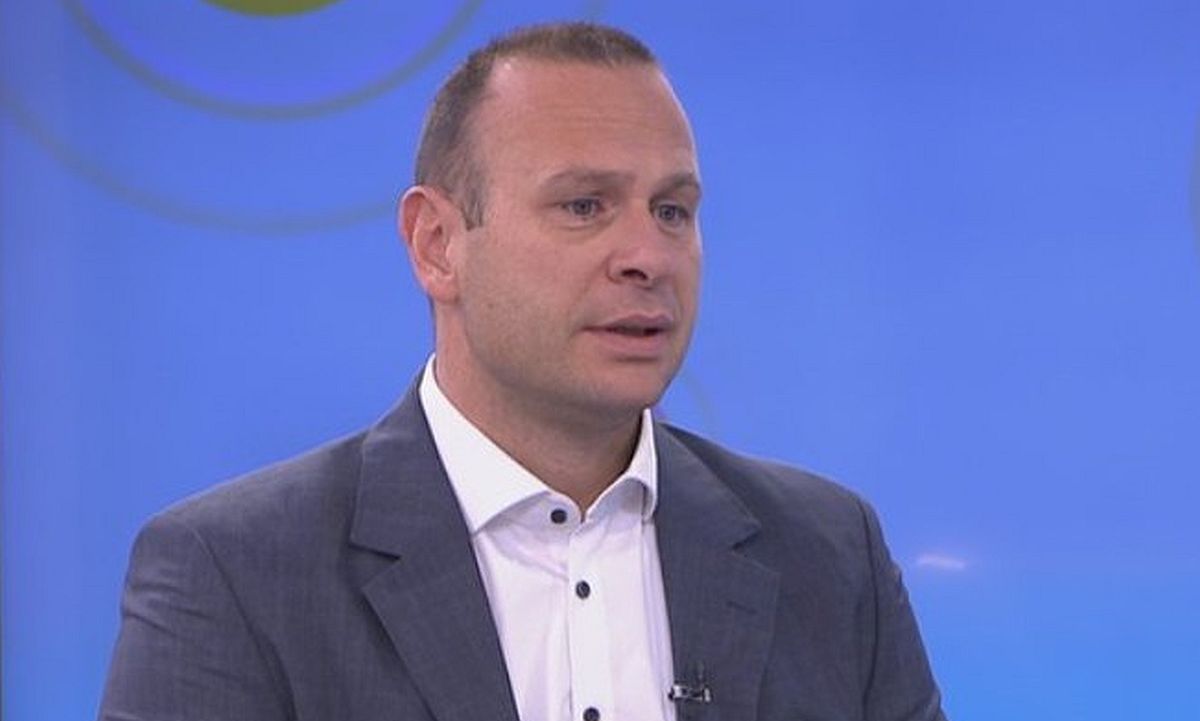 „Ponosan sam što sam upoznao generala“: Šobot o pregledu Ratka Mladića u Hagu VIDEO