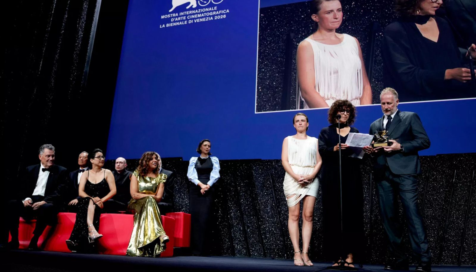 Filmski festival u Veneciji: Zlatni lav za „Nepoznatu ženu“, Malkoviču nagrada za najboljeg glumca