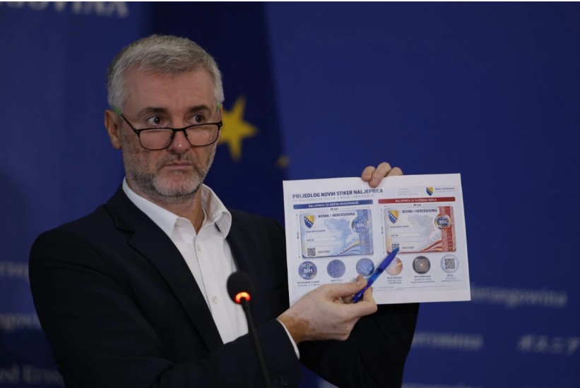 Novina za vozače u BiH: Kartice sa čipom, nove naljepnice i EURO 6 standard