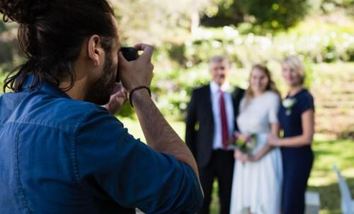 Da li ljudi i dalje izrađuju fotografije? Banjalučke radnje svjedoče kako se fotografski zanat mijenjao