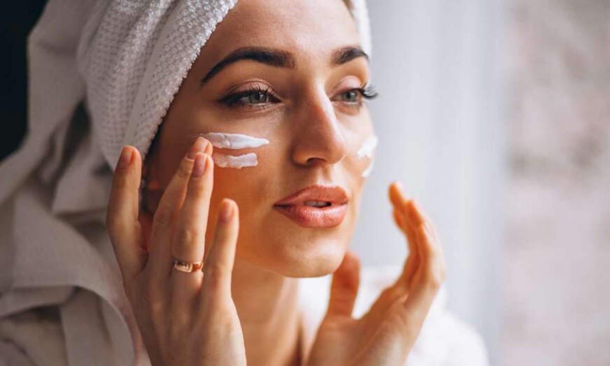 Zatezanje, svrab i ispucale usne: Dermatolozi upozoravaju na naviku kojom pogoršavate stanje kože