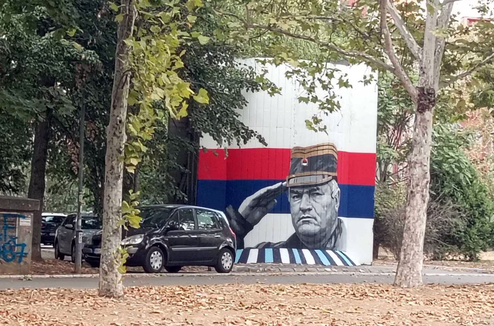 Mural Ratka Mladića osvanuo u Beogradu: Privukao veliku pažnju građana FOTO