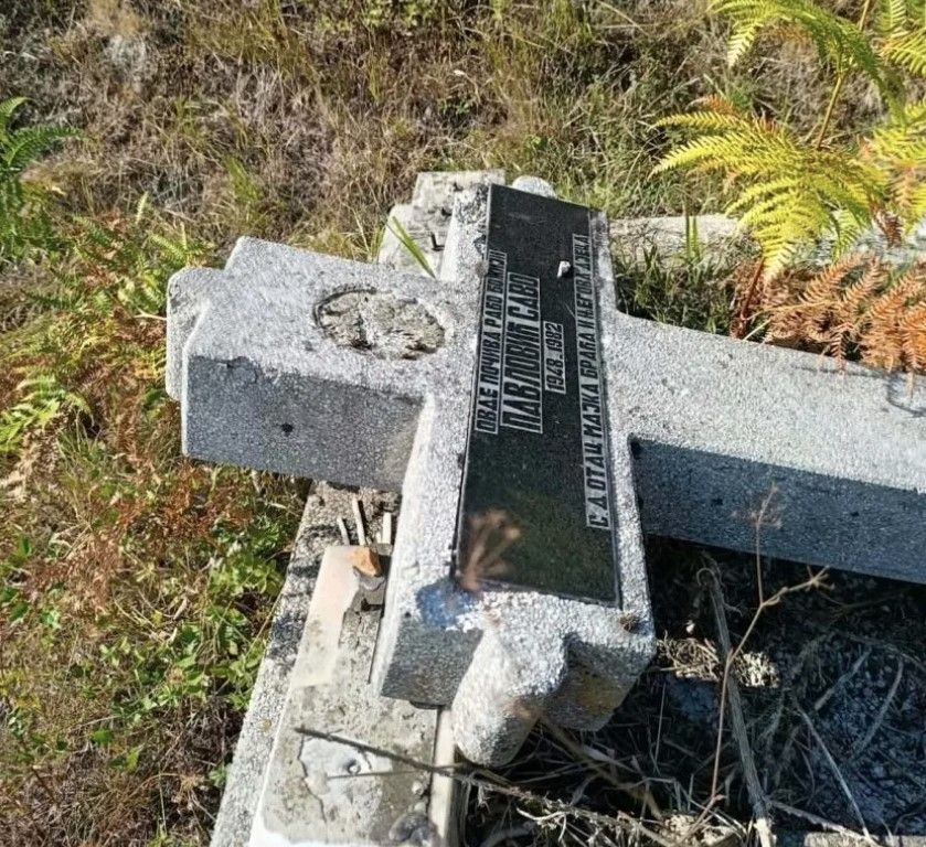 Sramota u Novom Travniku: Na praslovnom groblju ostećeno 11 spomenika i kapelica