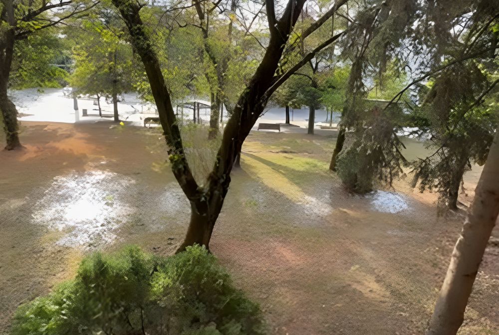 Nekoliko dana nakon sanacije ponovo havarija u centru Banjaluke: Ulica se pretvorila u jezero, a nadležne ekipe nema VIDEO