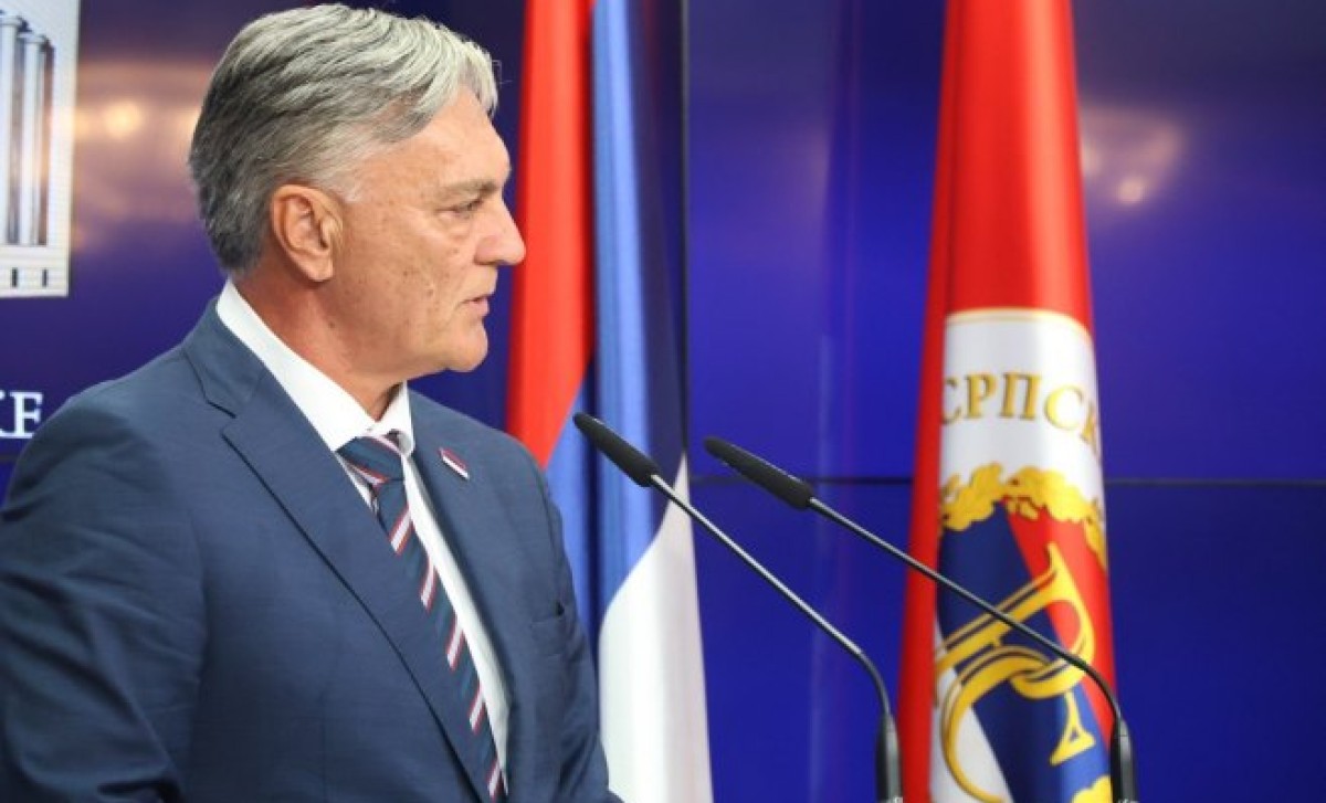 Dan srpskog jedinstva, slobode i nacionalne zastave! Karan: Srpska trobojka je znak našeg istorijskog trajanja