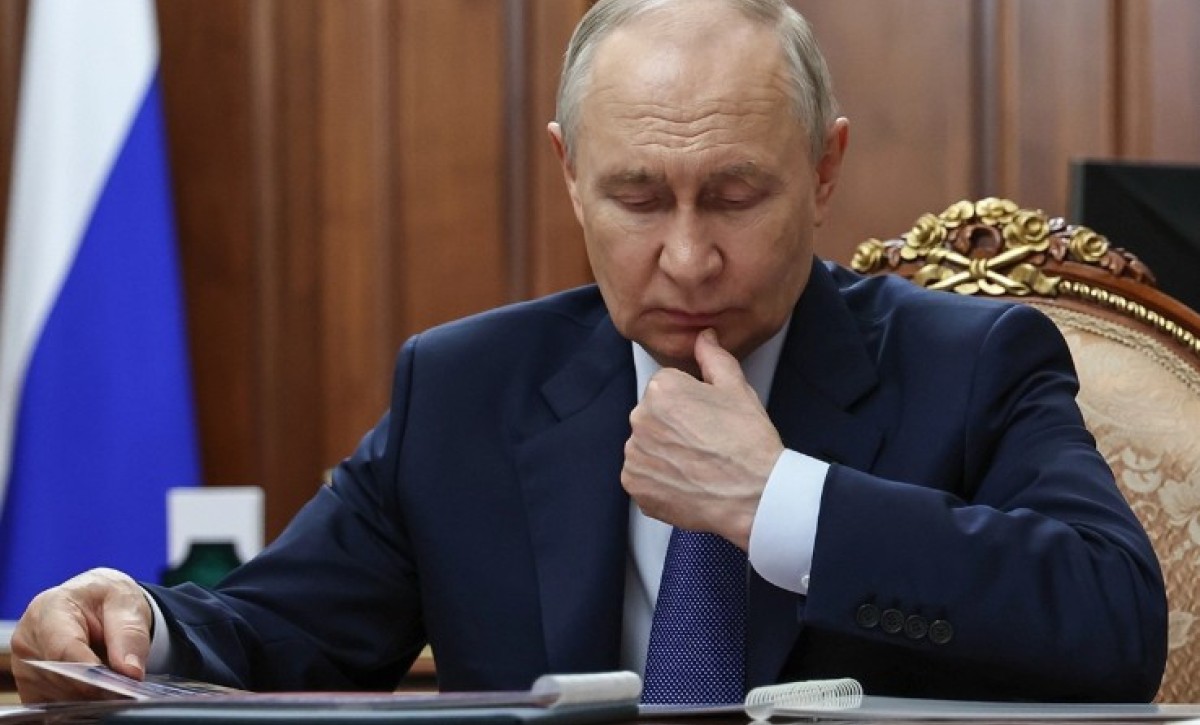 Iz udobnosti svog kabineta u Kremlju: Putin glasao onlajn na izborima
