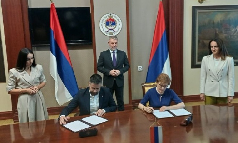 Amidžić i Vidović potpisali sporazum o zajmu: Za unapređenje zdravstva u Srpskoj 45 miliona evra