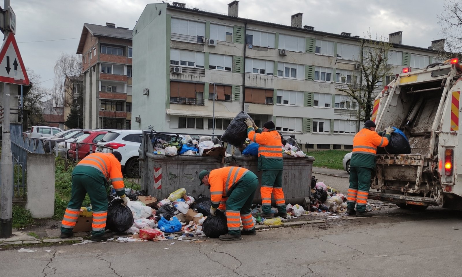 Smeće skupo košta Banjaluku: Grad raspisao novi tender od 819.000 KM FOTO