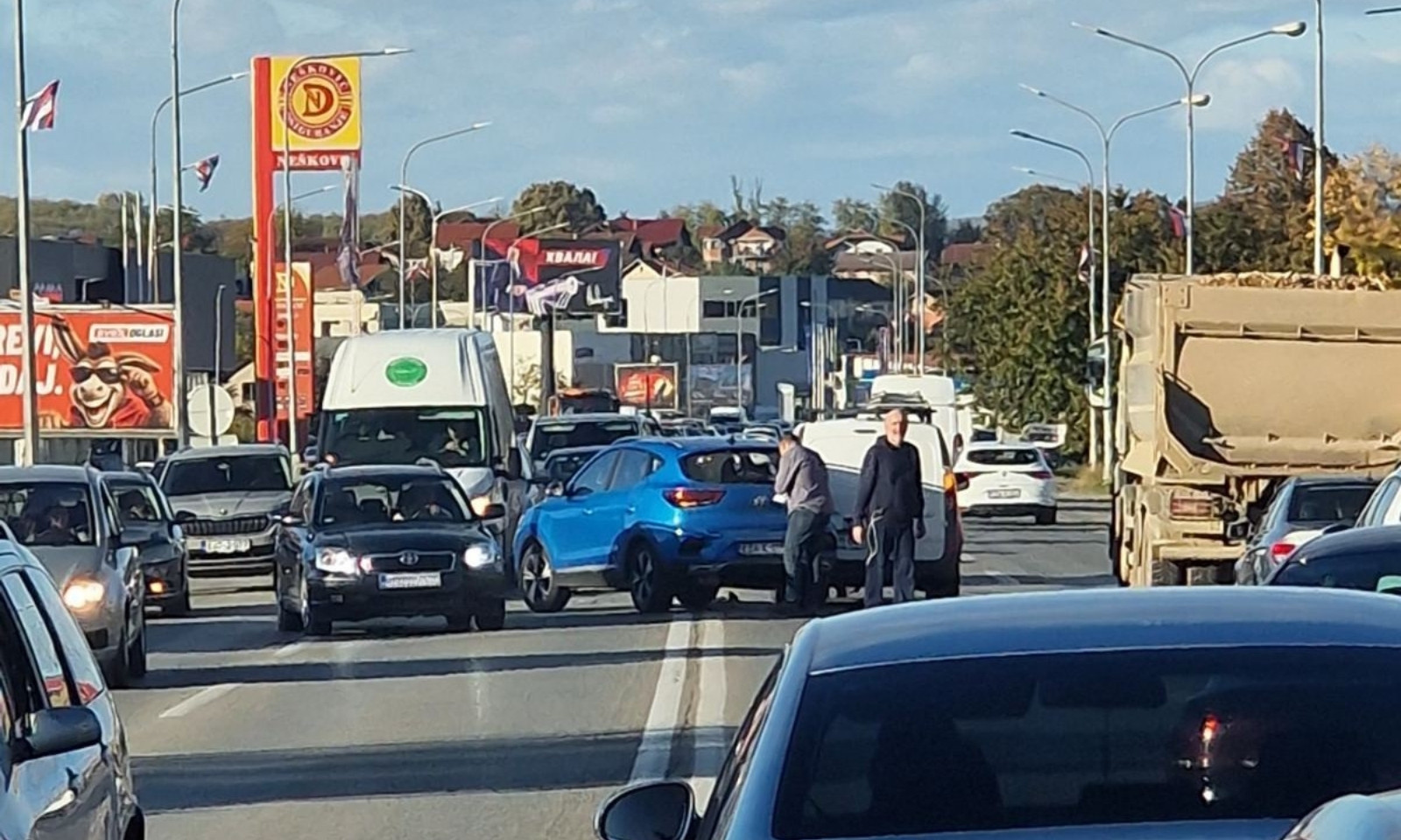 Saobraćajni kolaps na tranzitu u Banjaluci: Dva udesa u samo 30 metara, blokirane trake u oba smjera