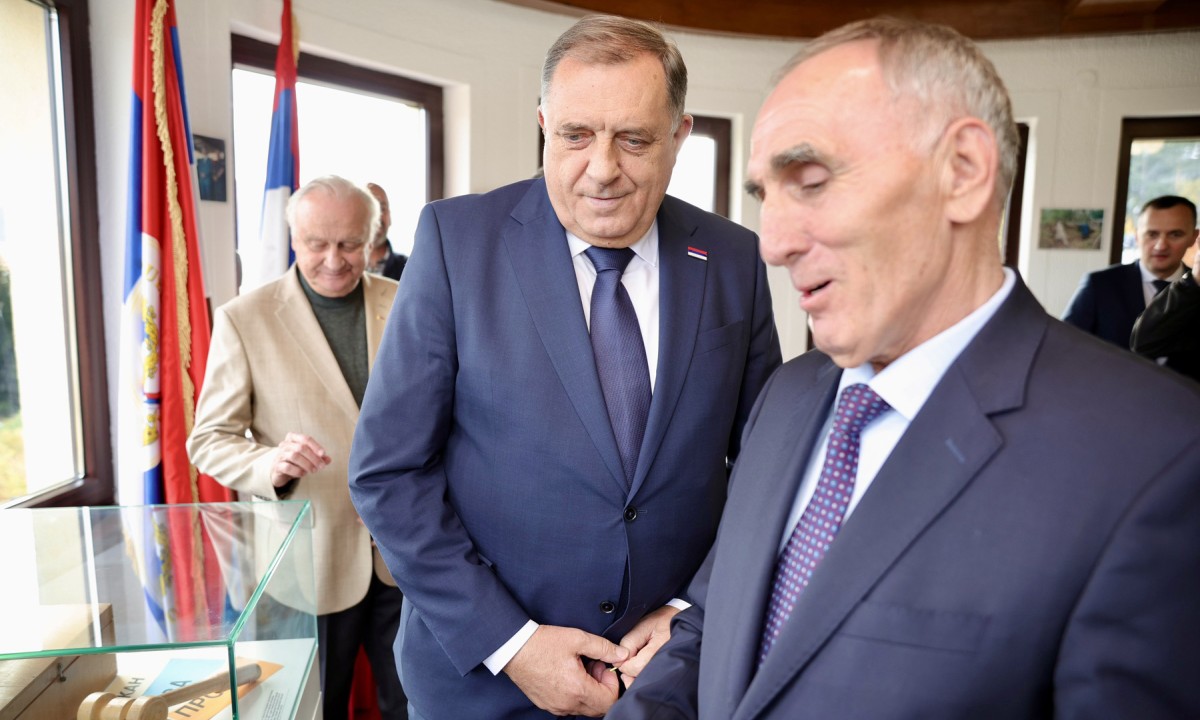 “Srpski narod nije dozvolio da bude pokoren”: Dodik o istorijskoj ulozi Narodne skupštine i pritiscima na RS