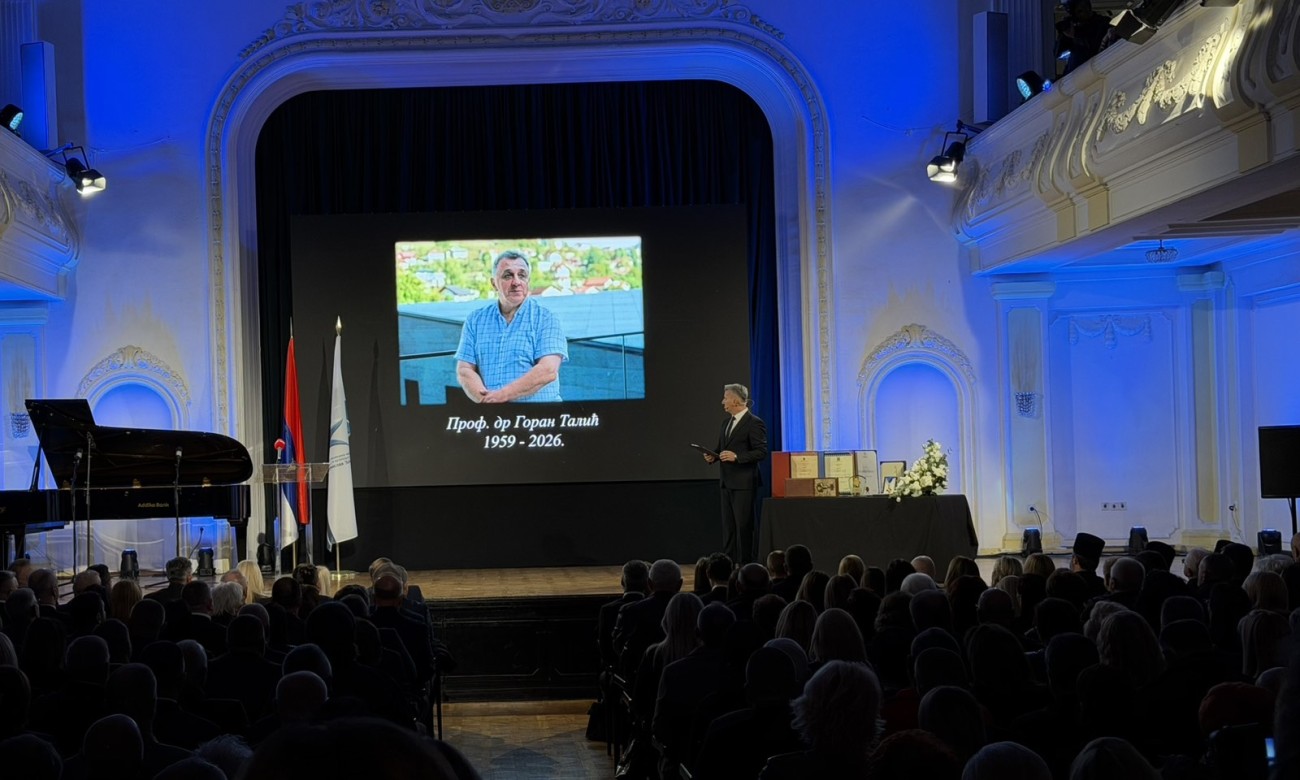 Banjaluka se oprašta od doktora Talića: Kolege i poštovaoci ispunili Banski dvor FOTO