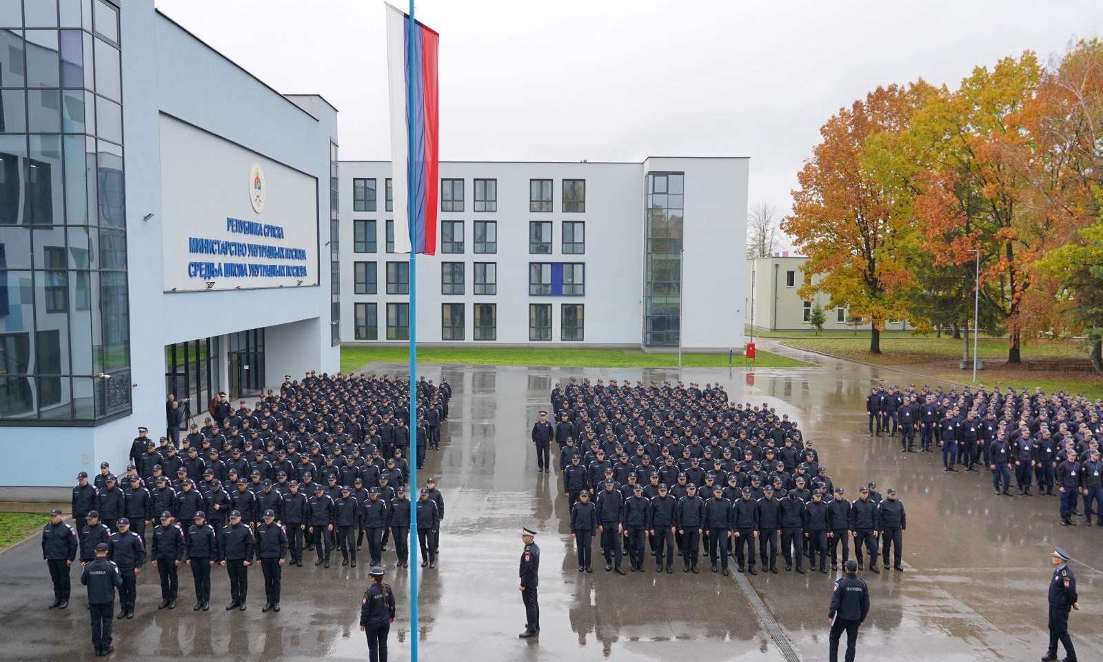 Kadeti policijskih škola čuvari sjećanja: U Banjaluci održan istorijski čas FOTO