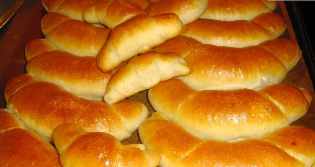 Ovo su potrebni sastojci: Mekane domaće kiflice po starinskom receptu