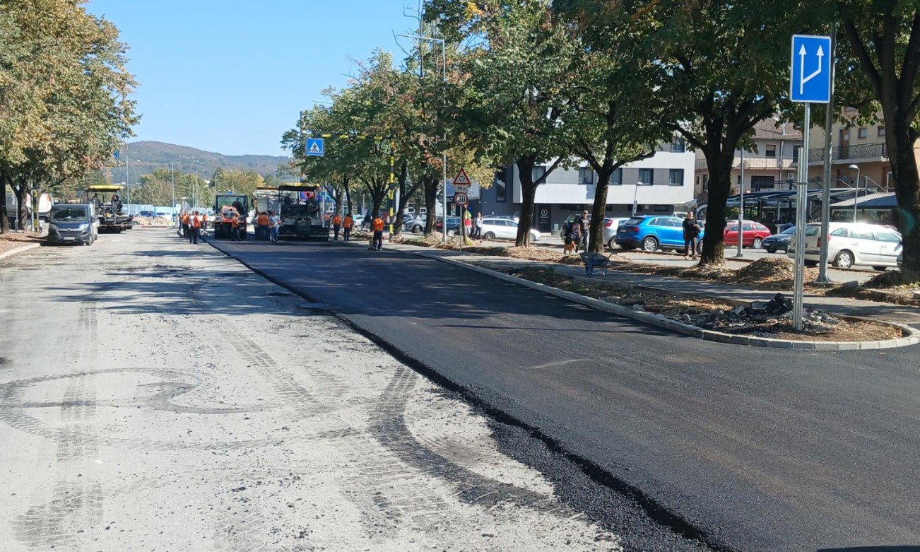 Asfaltiranje kod Audi servisa u punom jeku: Evo gdje je blokiran saobraćaj FOTO