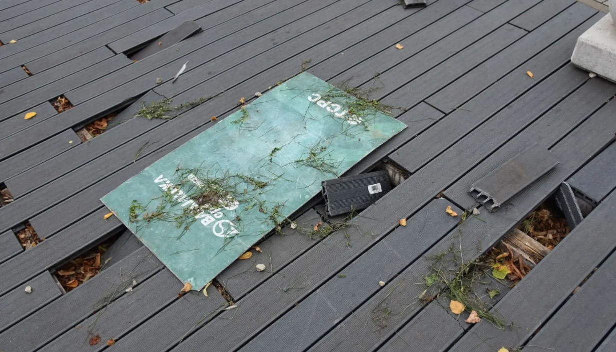Vandali ili loš materijal? Šta je uzrok propadanja platoa u Parku Mladen Stojanović
