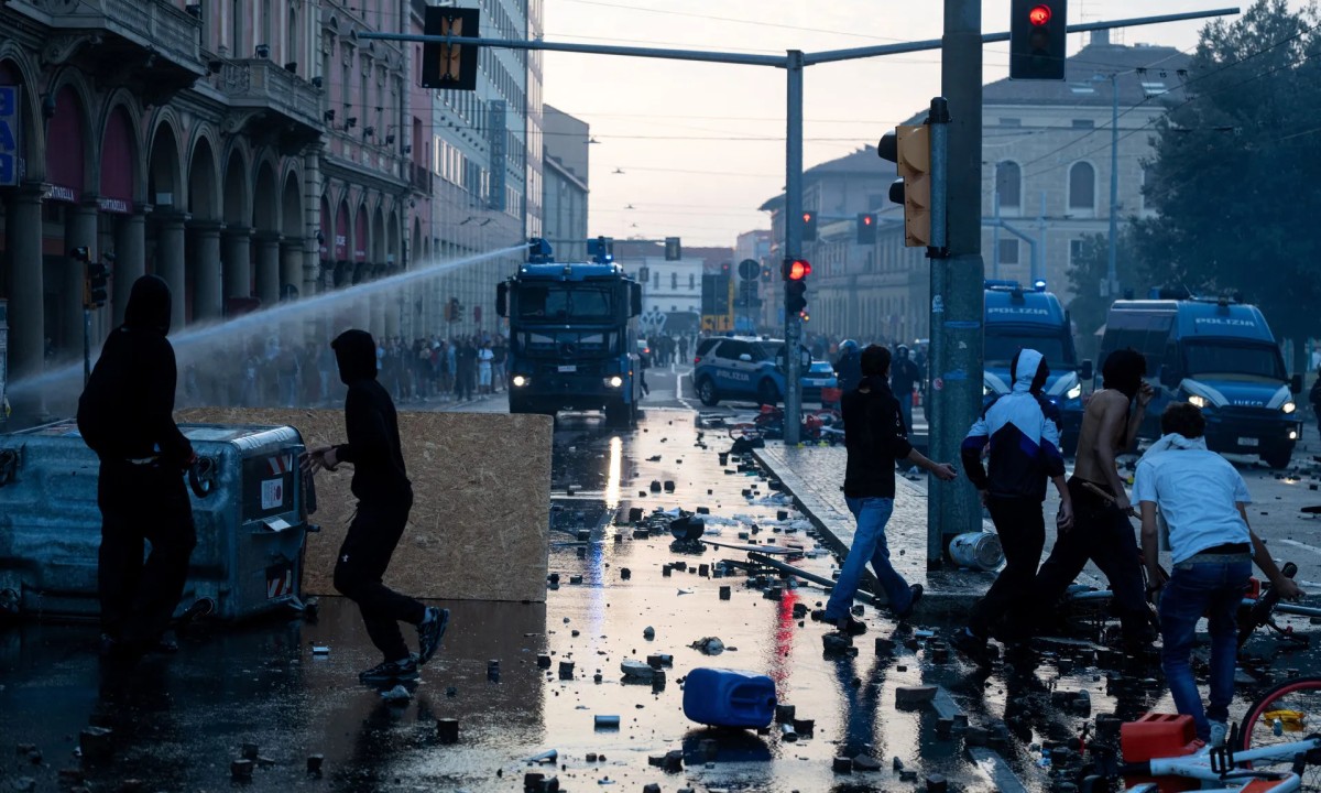 Evropa na ivici eksplozije: Bukte protesti, pale se gradovi – gori i u Italiji i Portugaliji! VIDEO