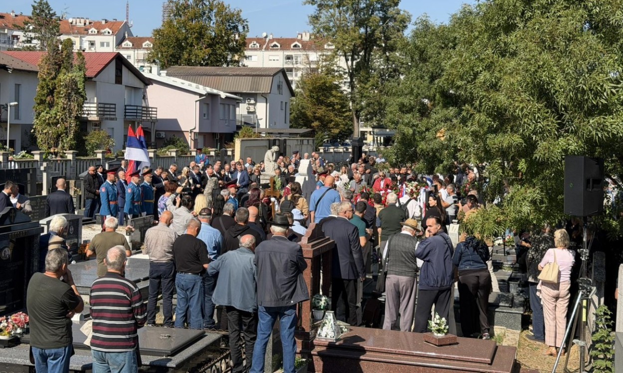 Sahranjena Biljana Plavšić: Tri plotuna u čast nekadašnje predsjednice FOTO