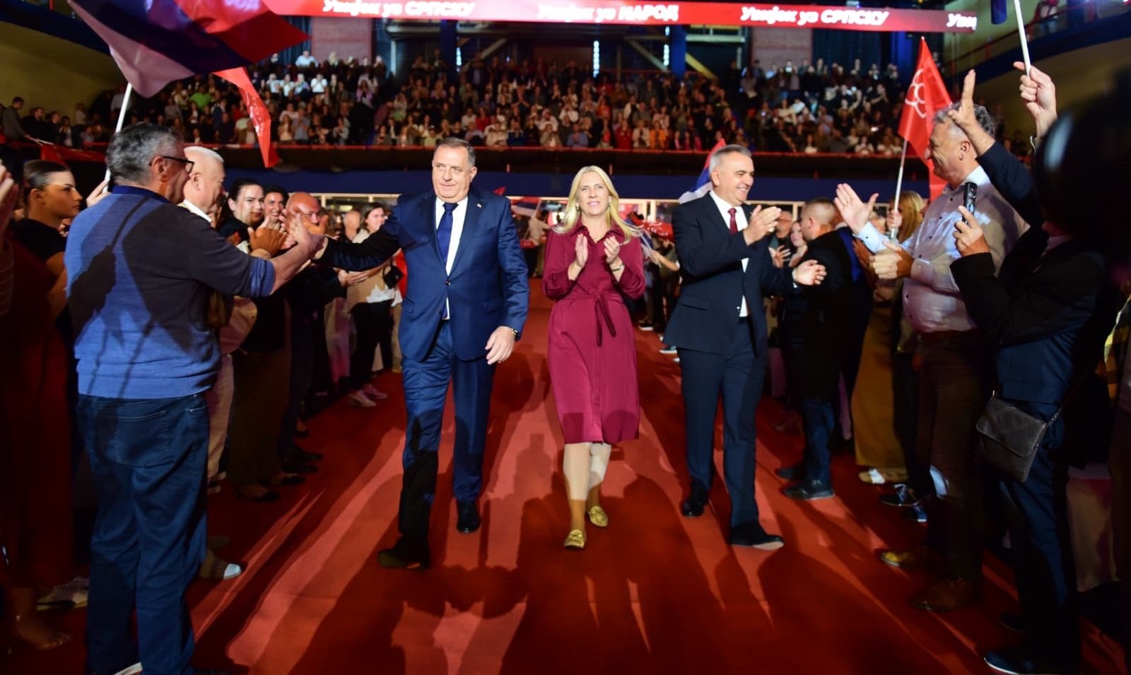 Čestitka Medvedeva pročitana na završnom predizbornom skupu: Poželio SNSD-u ubjedljivu pobjedu FOTO