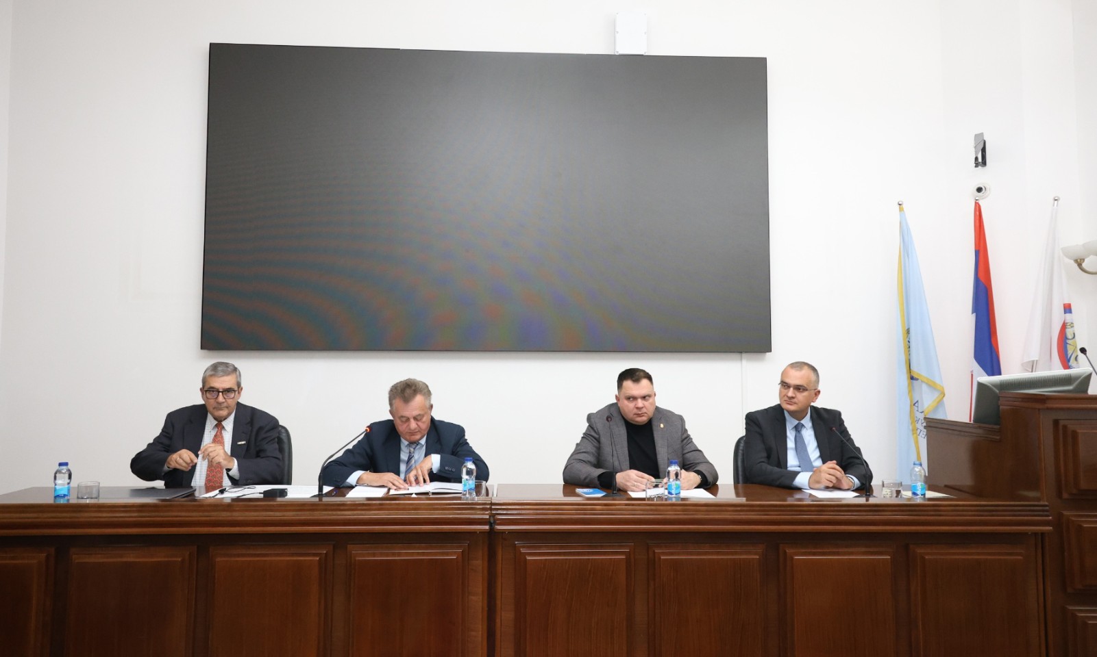 Istorija stradanja i put ka pomirenju: U Banjaluci predstavljena knjiga “Stradalni put” FOTO
